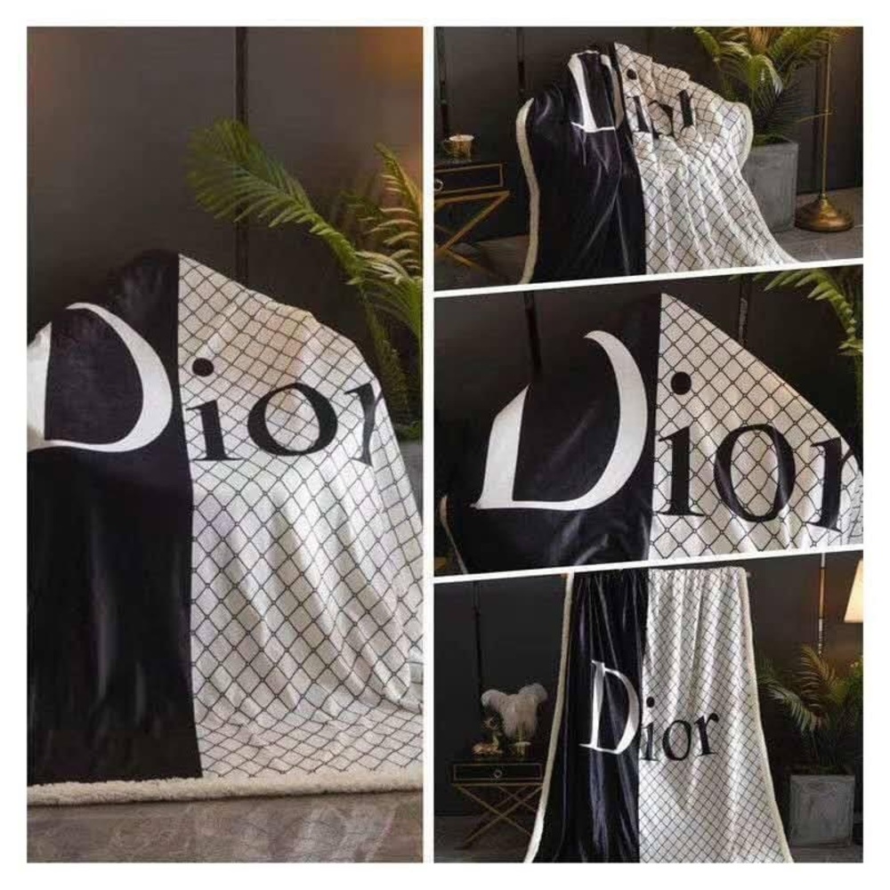 Designer Inspired Sherpa blanket-DI*r